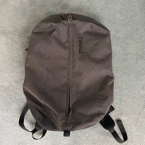 Brand New Thule Vea Backpack, 17L